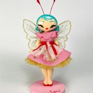 Brooch Babe — Lyra